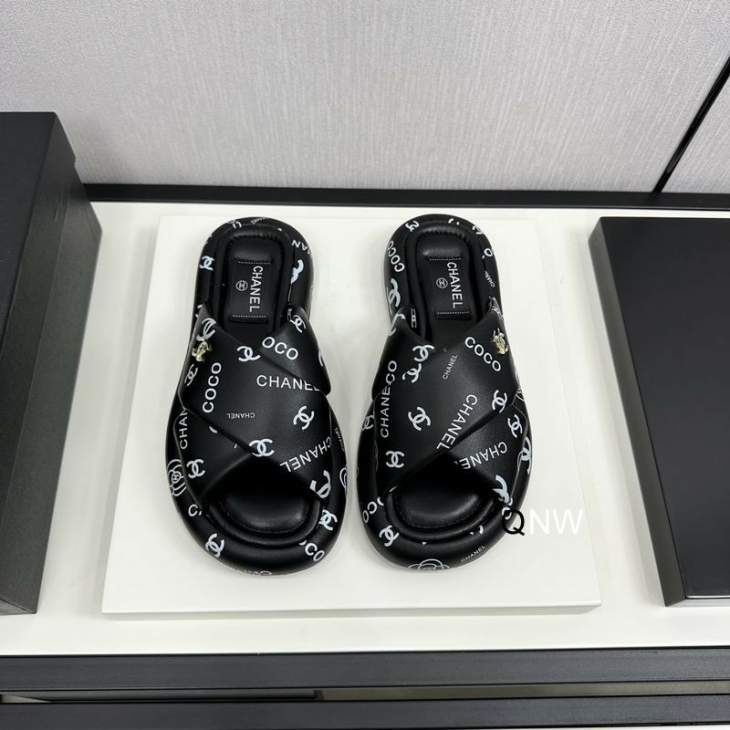 Picture of Chanel Slippers _SKUChanelsz35-40WN05163121